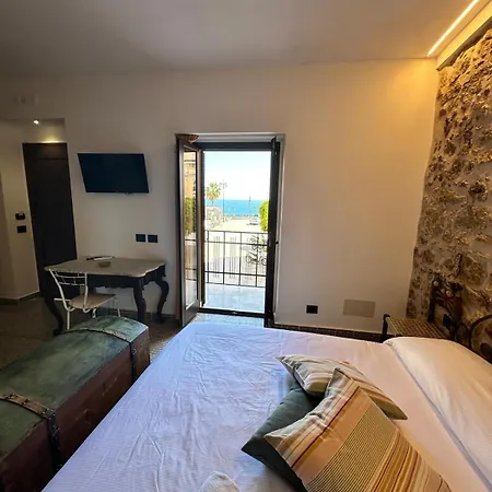 Torre Del Pardo Penzion 3*